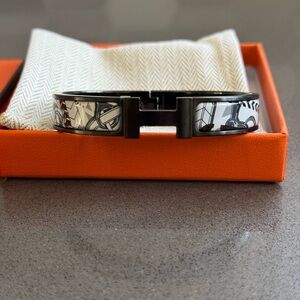 Brand New, never worn, Hermes Panoplie Bracelet. Serial number shown in picture.